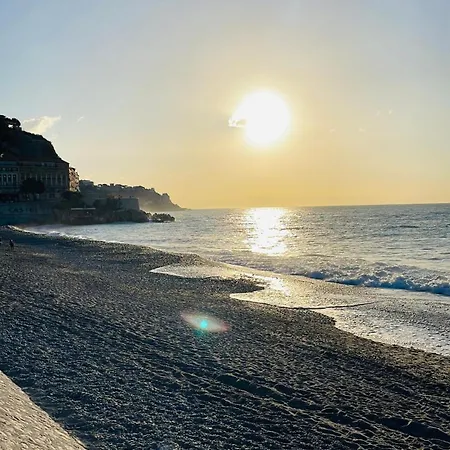L'embarcadere - Port De Nizza